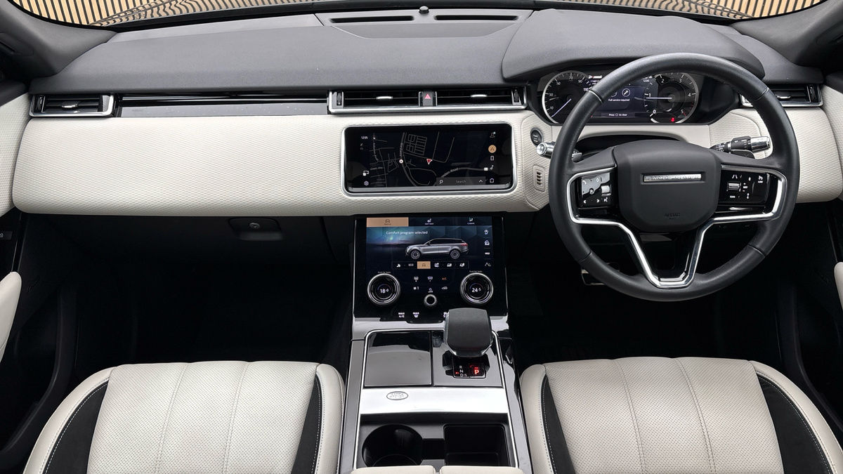 More views of Land Rover Range Rover Velar