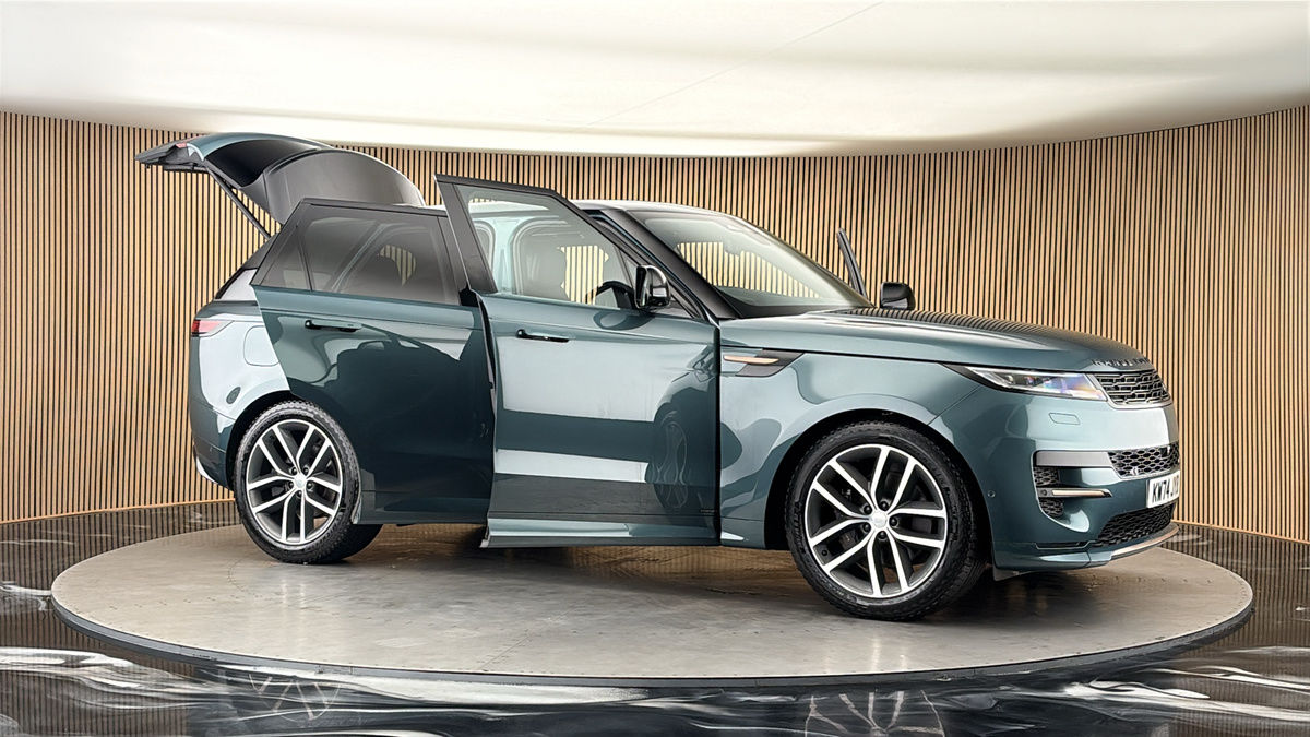 More views of Land Rover Range Rover Sport