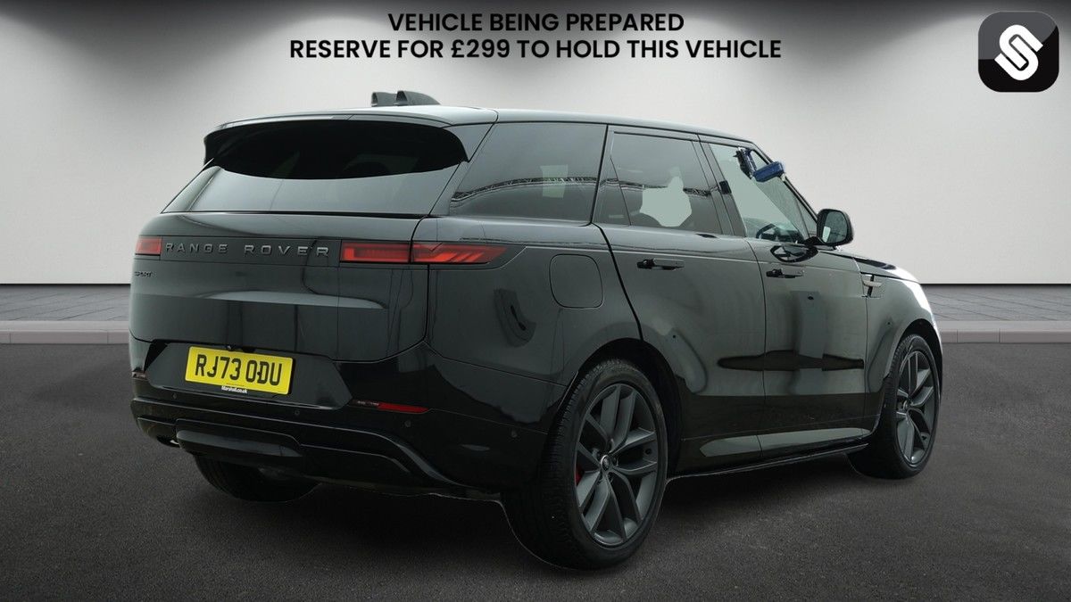 Land Rover Range Rover Sport Image 4