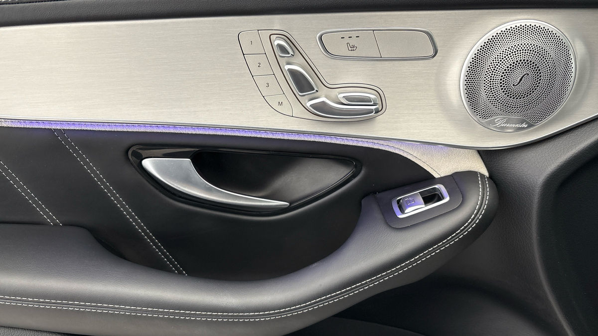 Mercedes-Benz GLC Image 19