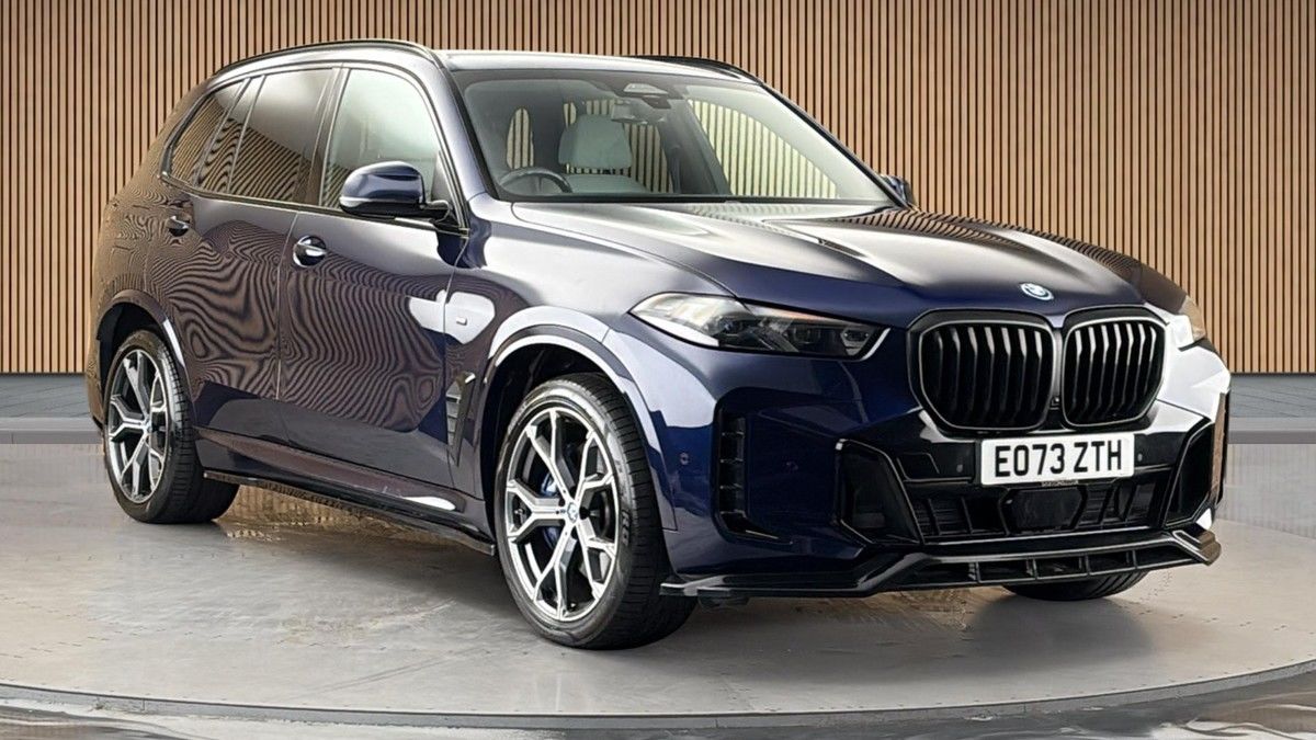 BMW X5 Sticky Header Image
