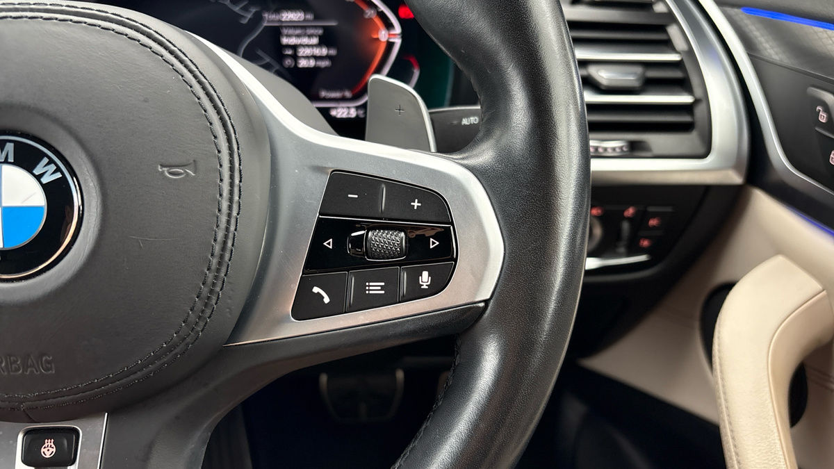 More views of BMW X4