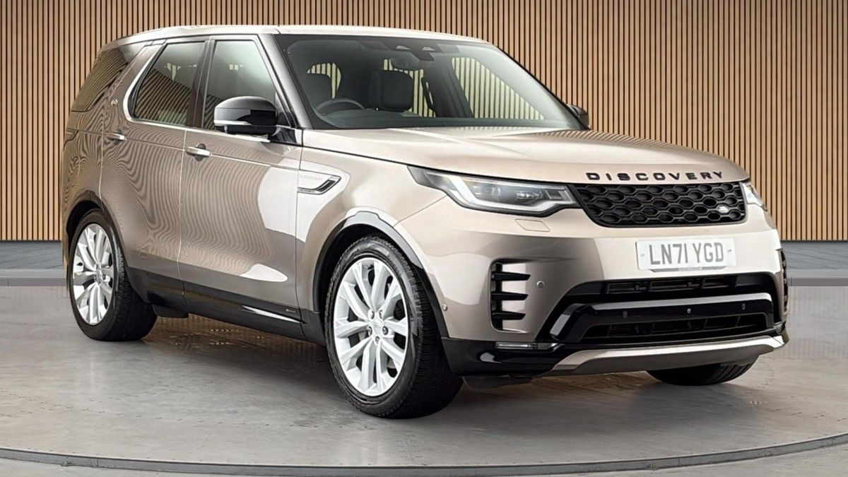 Land Rover Discovery Sticky Header Image