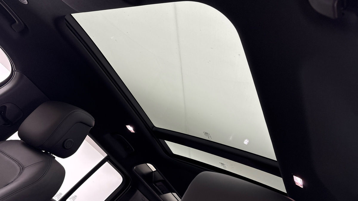 Land Rover Defender 110 Urban Image 6