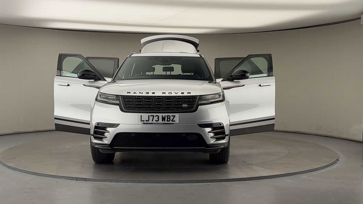 More views of Land Rover Range Rover Velar