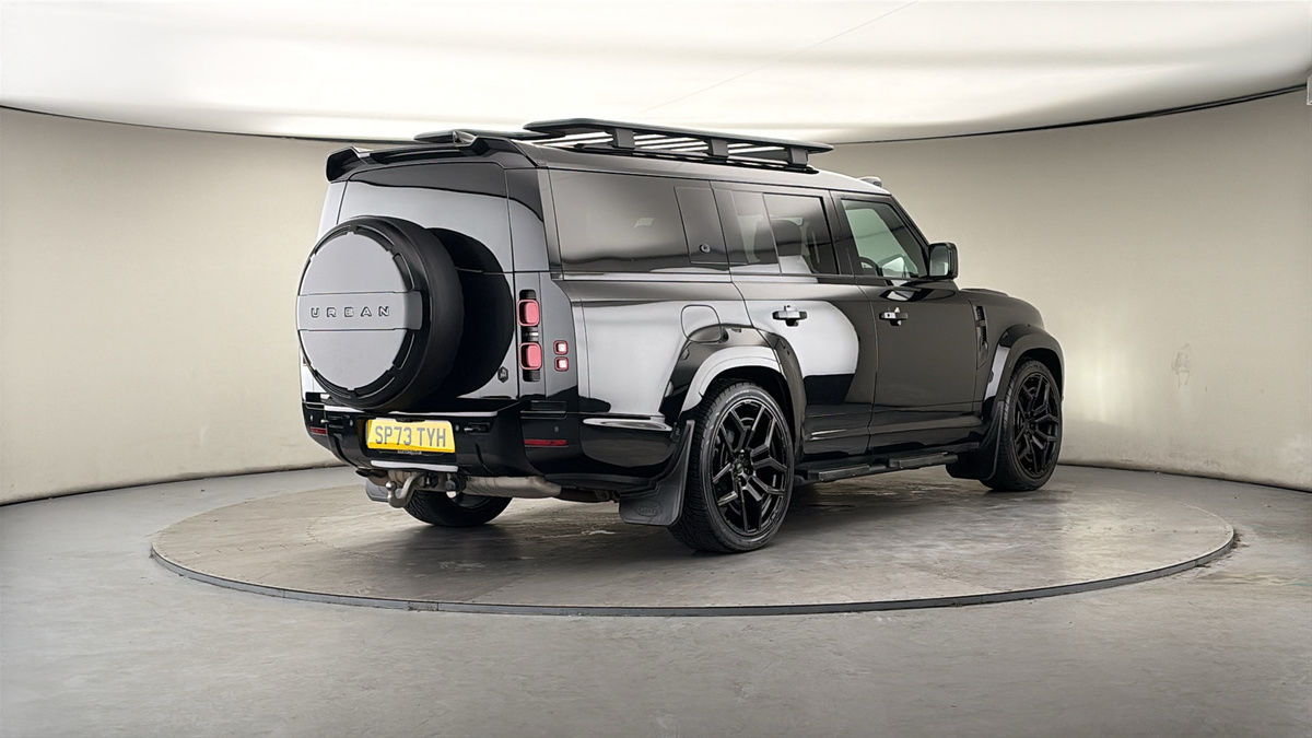 More views of Land Rover Defender 130