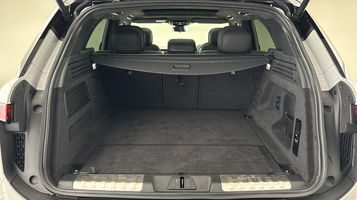 Land Rover Range Rover Sport Image 11