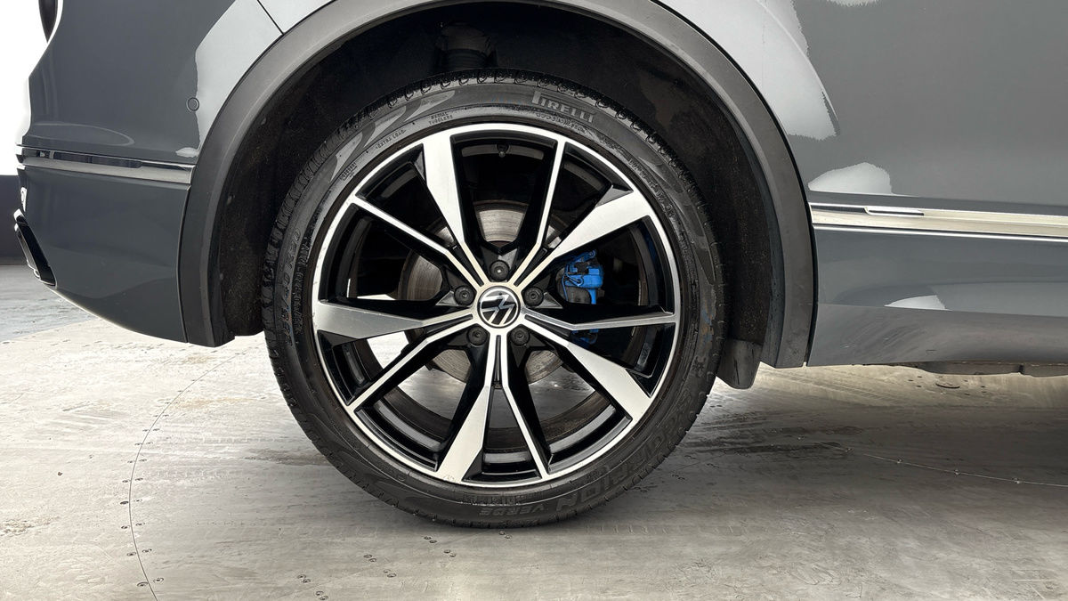 Volkswagen Tiguan Image 10