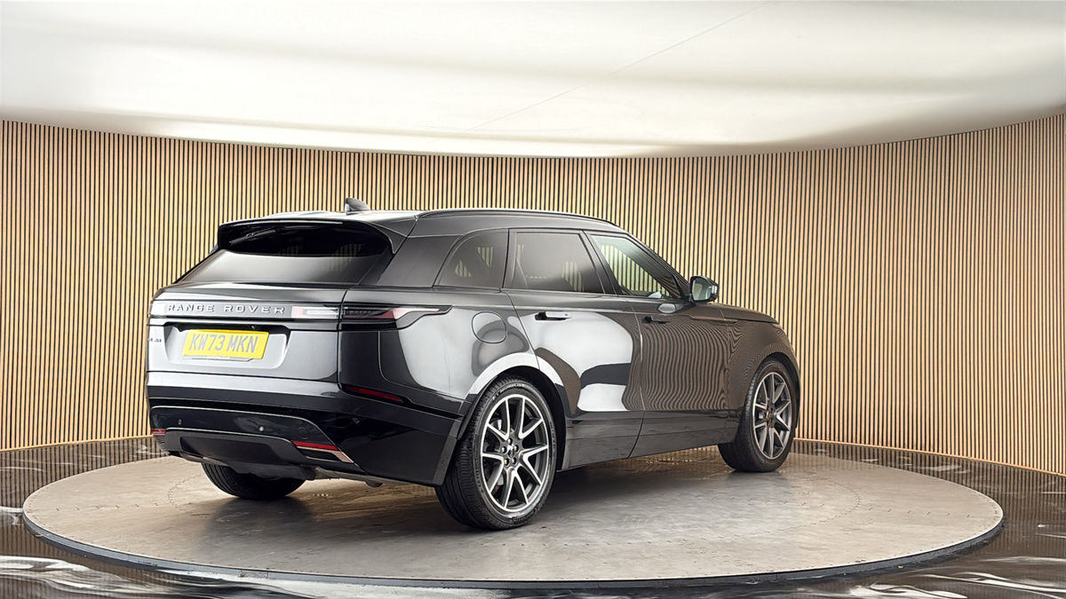 More views of Land Rover Range Rover Velar