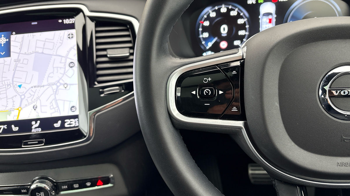 Volvo XC90 Image 13