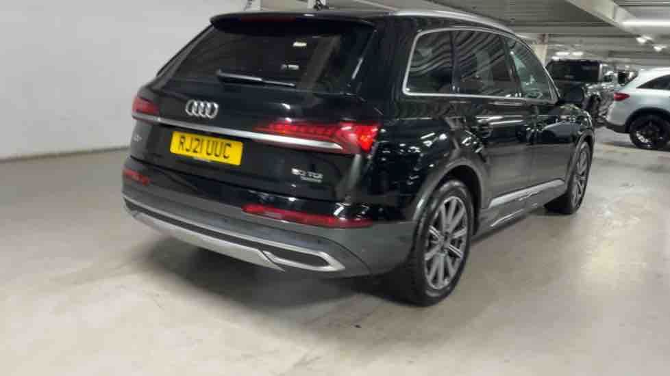 More views of Audi Q7