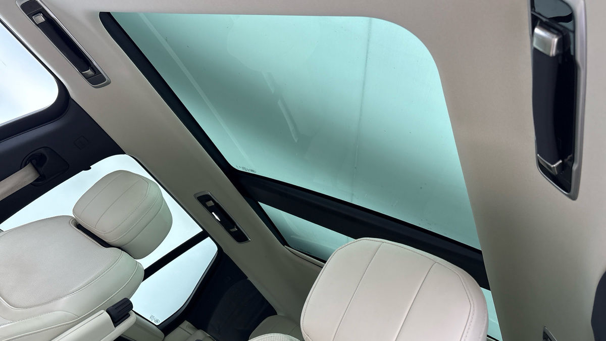 Land Rover Range Rover Image 6