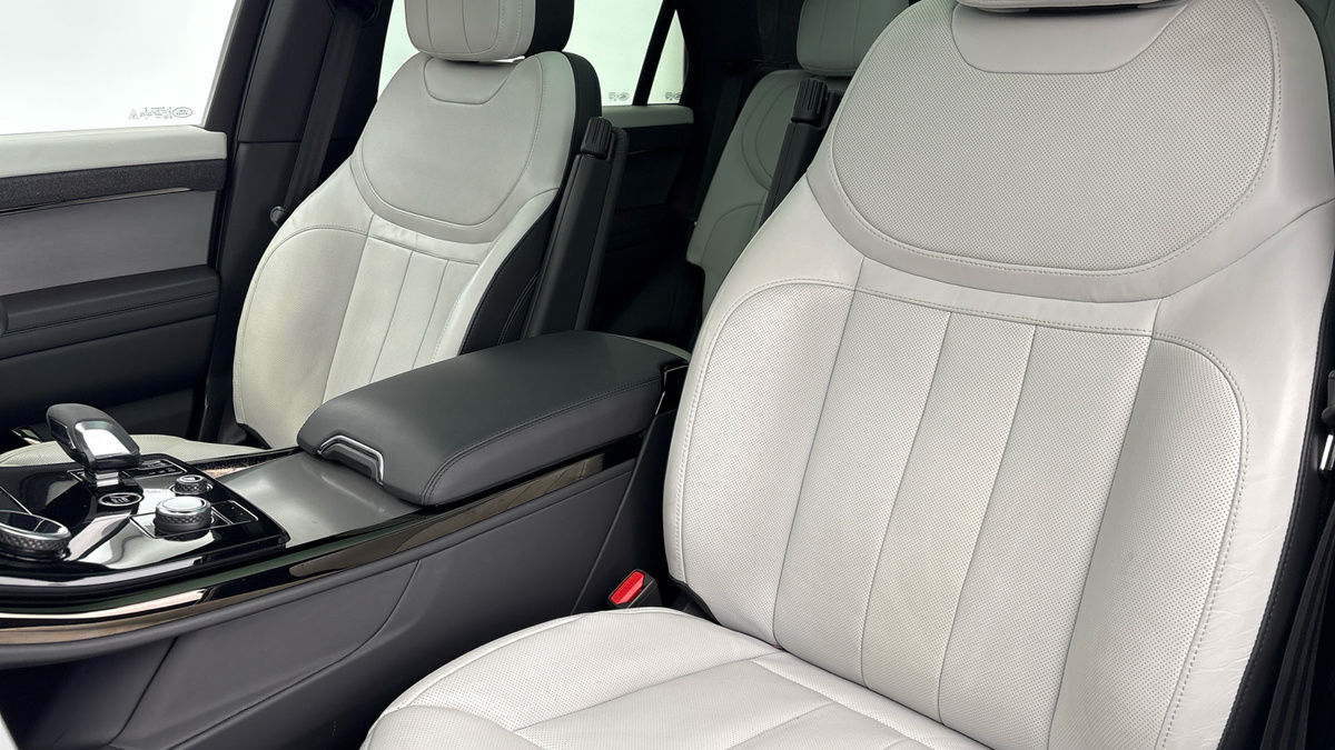 Land Rover Range Rover Sport Image 7