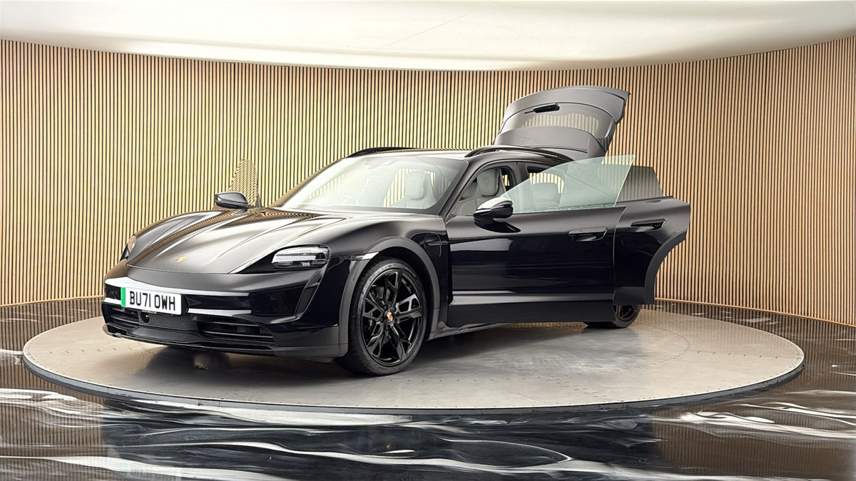 More views of Porsche Taycan