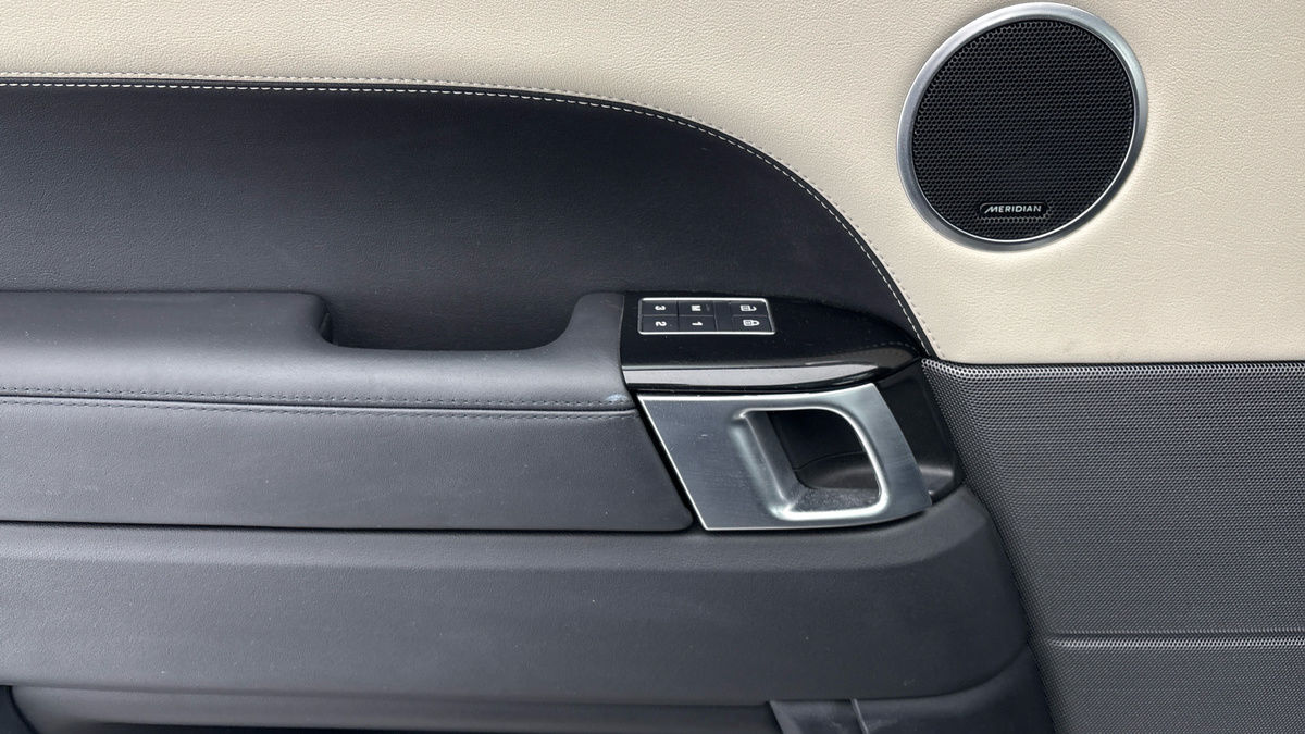 Land Rover Range Rover Sport Image 19