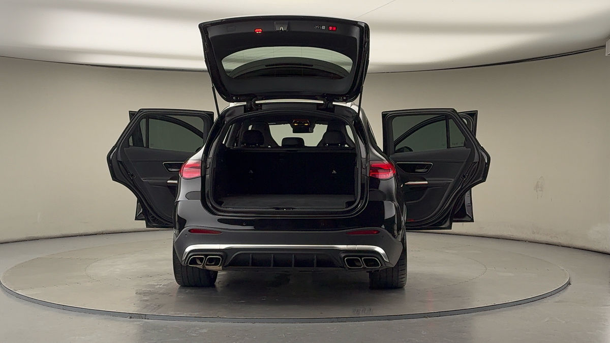 More views of Mercedes-Benz GLC