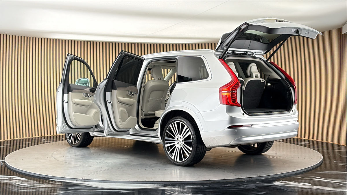 More views of Volvo XC90