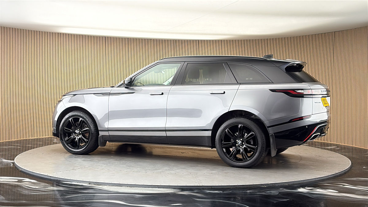 More views of Land Rover Range Rover Velar