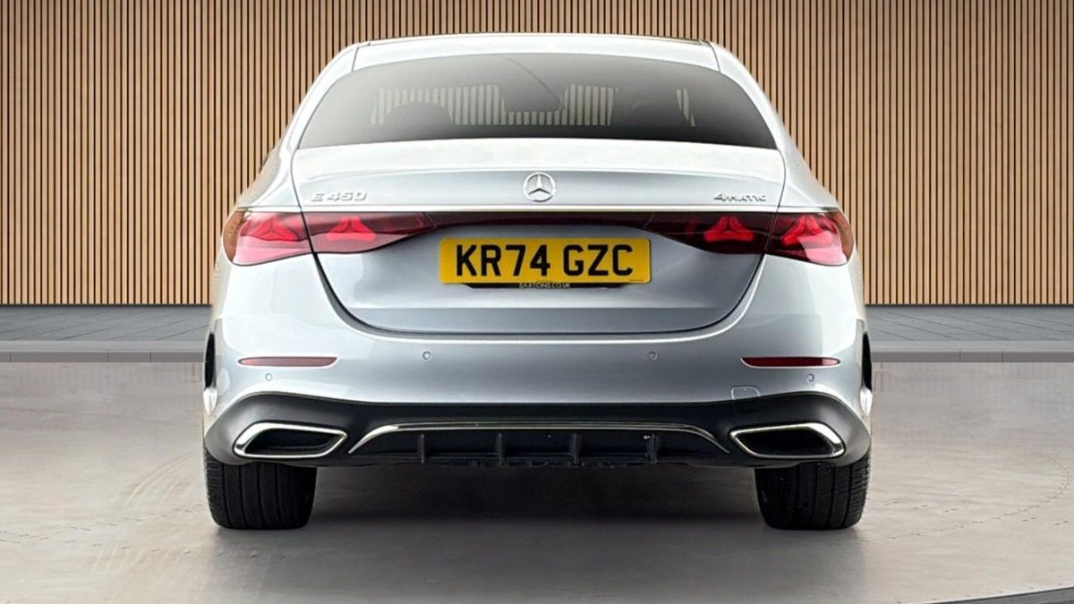 Mercedes-Benz E Class Image 4