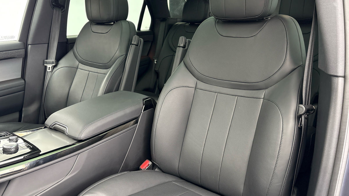 Land Rover Range Rover Sport Image 7