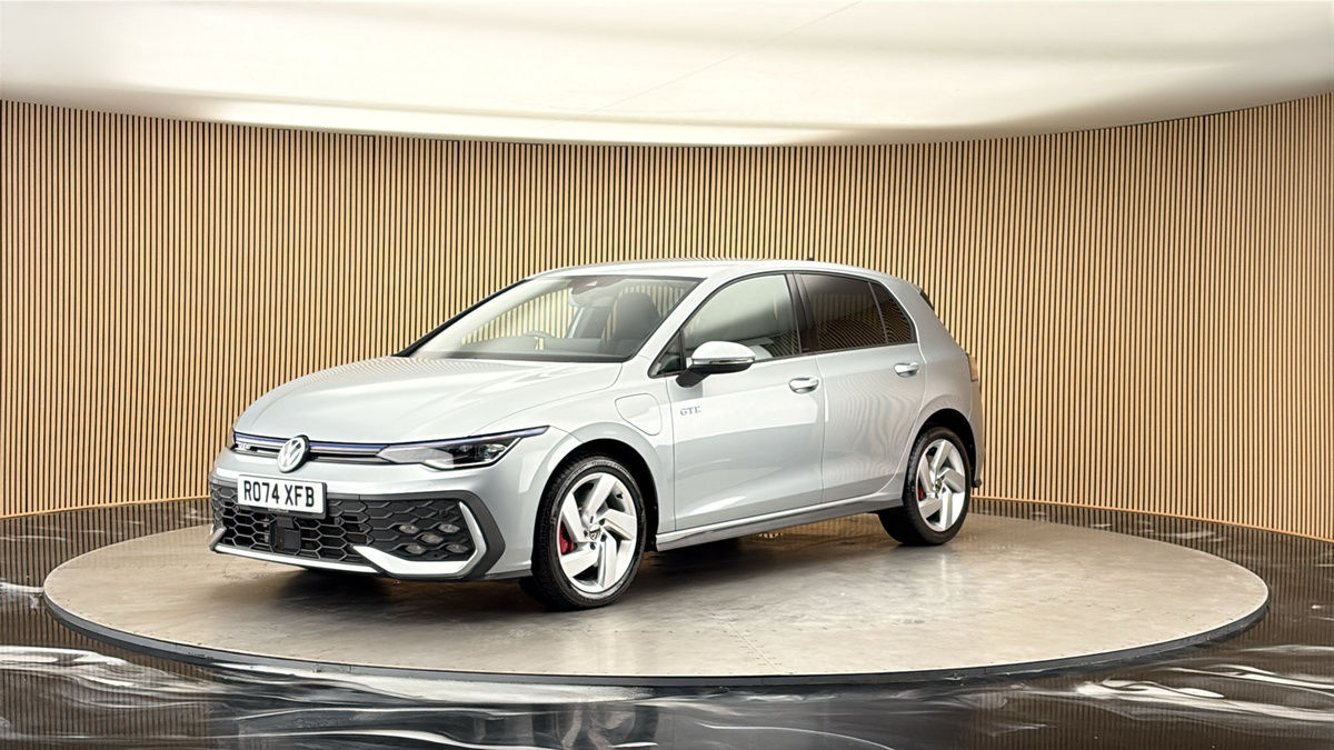 Volkswagen Golf Image 20