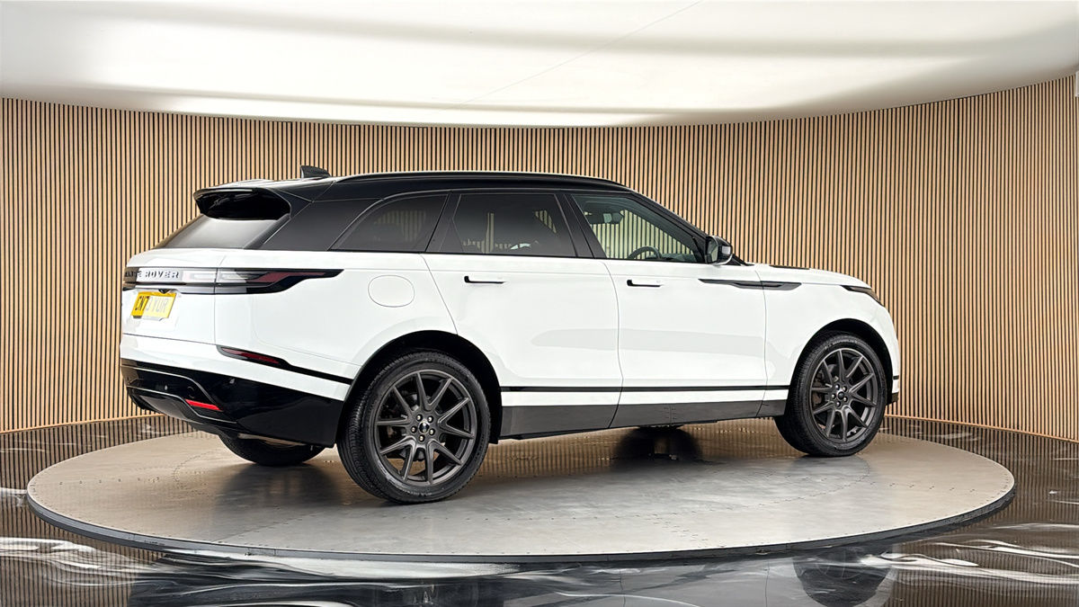 More views of Land Rover Range Rover Velar