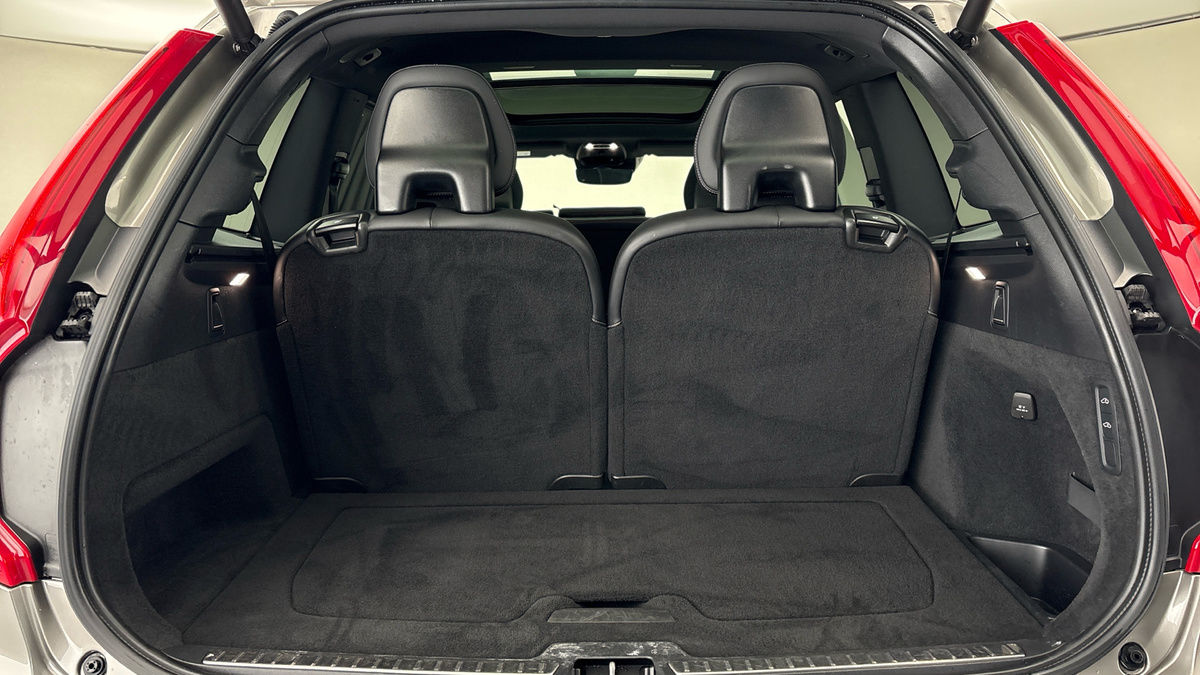 Volvo XC90 Image 21
