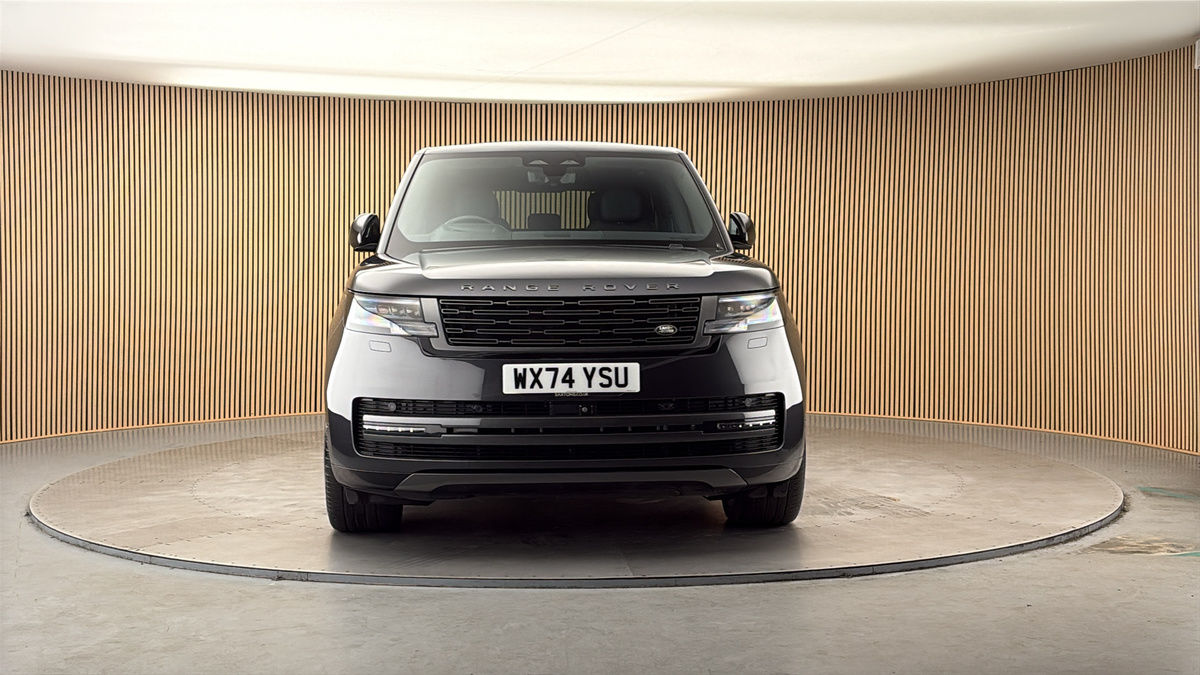 More views of Land Rover Range Rover