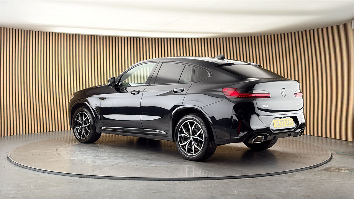 More views of BMW X4