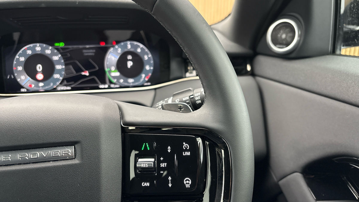 Land Rover Range Rover Evoque Image 14