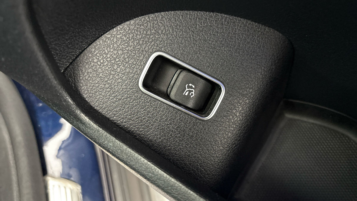 Mercedes-Benz GLE Image 28