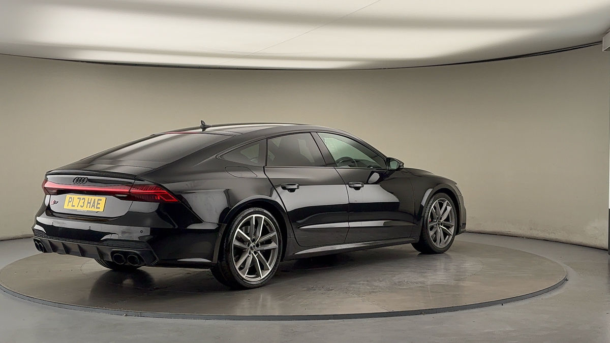 Audi S7 Image 21