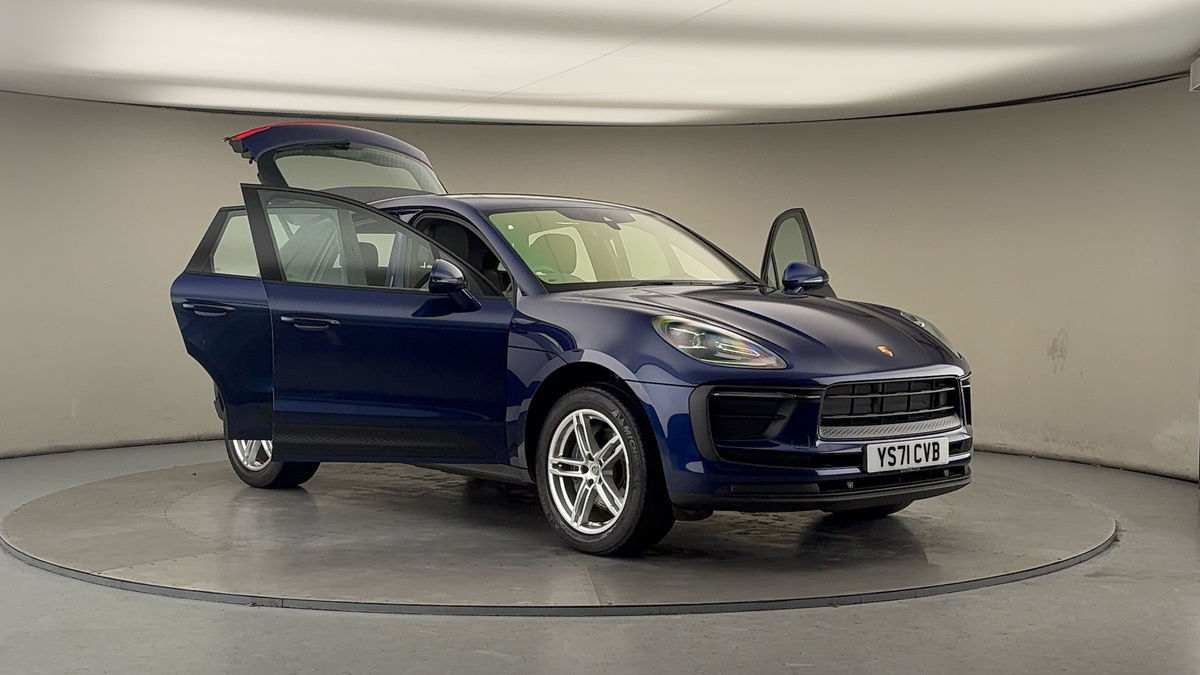 More views of Porsche Macan