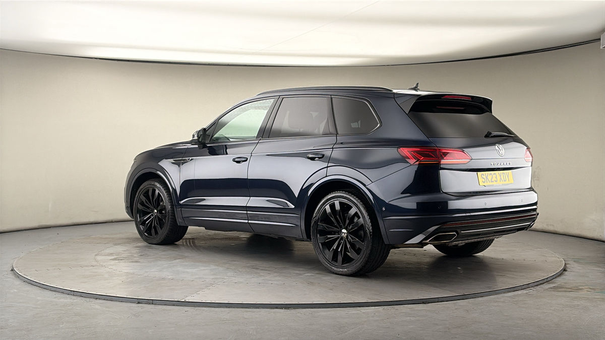 More views of Volkswagen Touareg