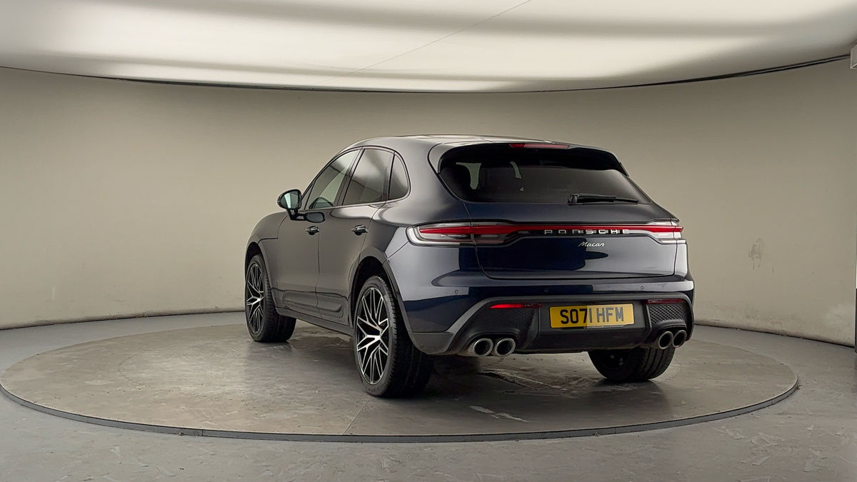 More views of Porsche Macan