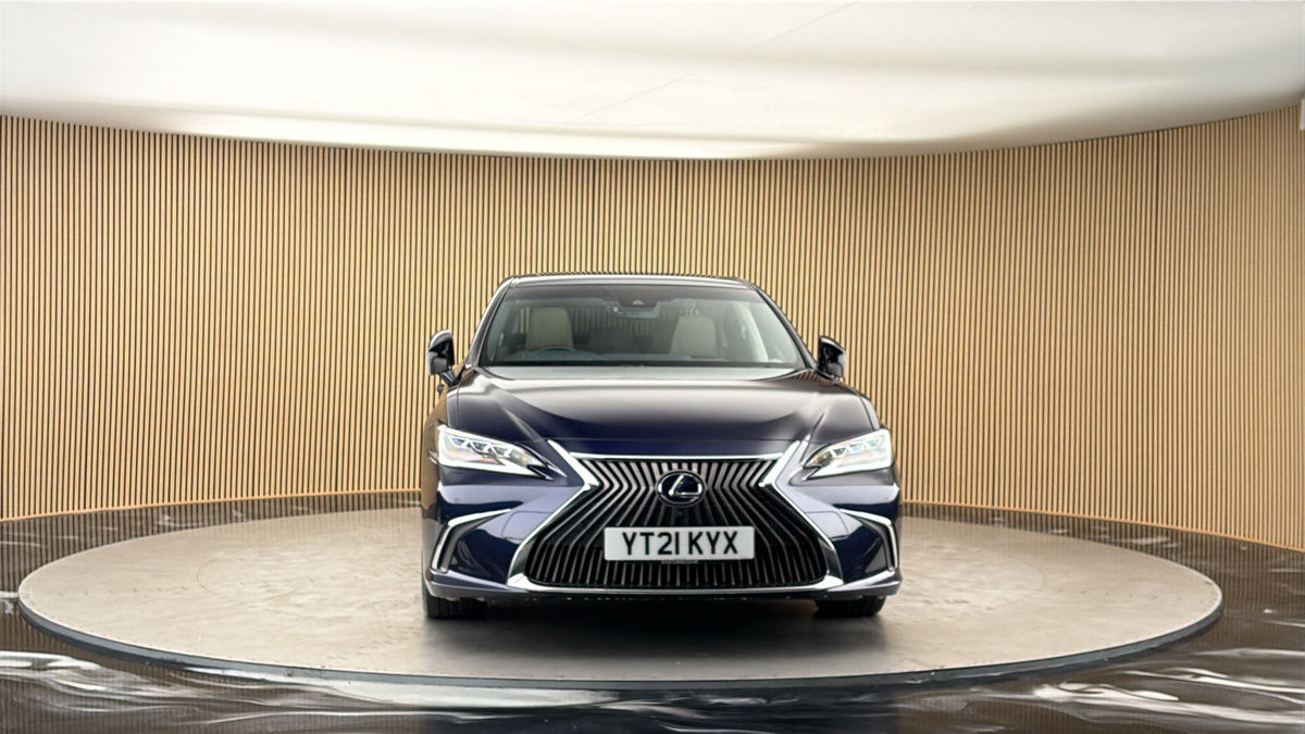 More views of Lexus ES