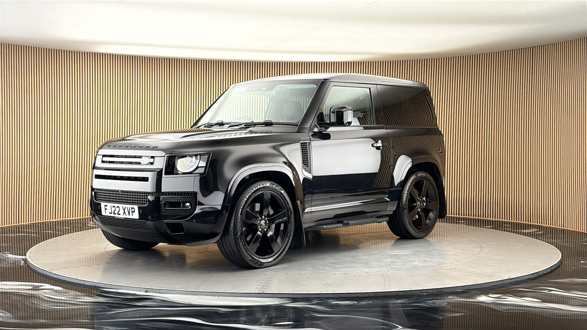 Land Rover Defender 90 Image 20
