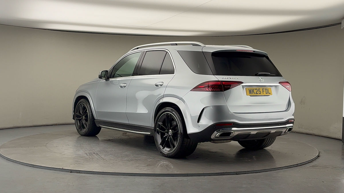 Mercedes-Benz GLE Image 2