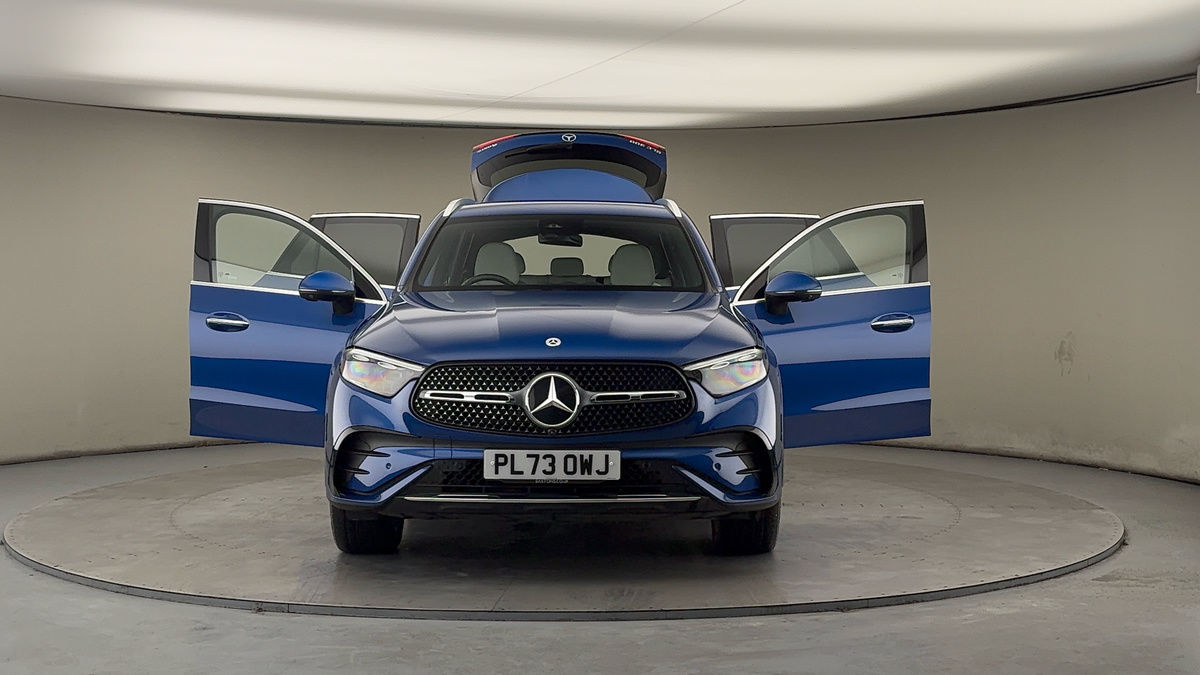 More views of Mercedes-Benz GLC