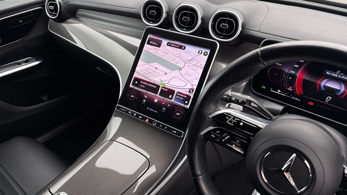 Mercedes-Benz GLC Image 18