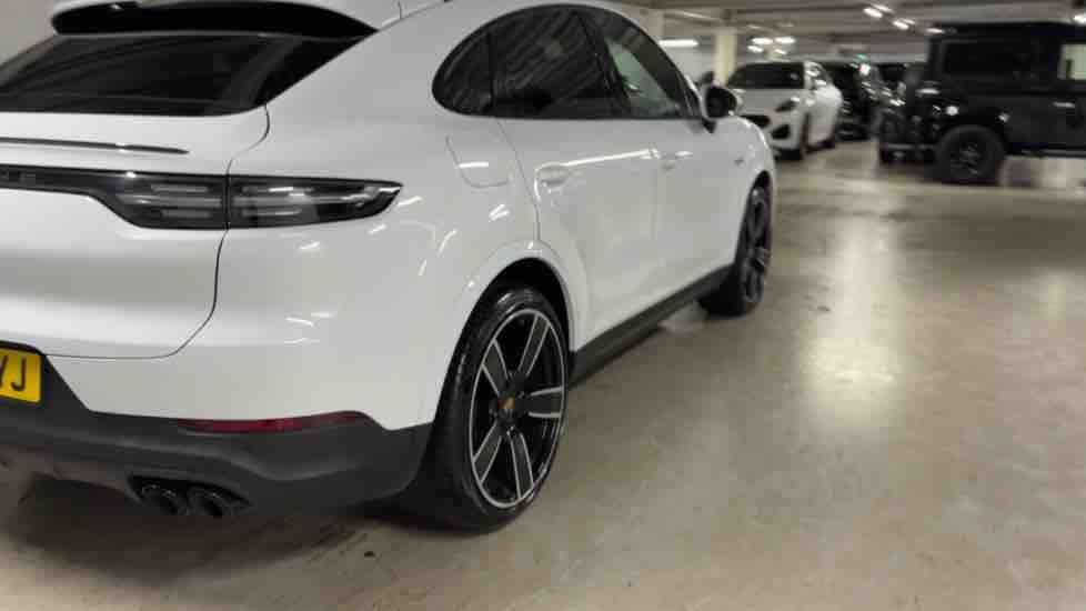More views of Porsche Cayenne