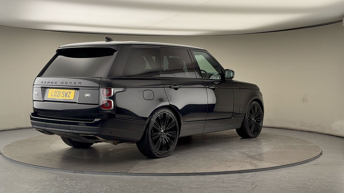 More views of Land Rover Range Rover