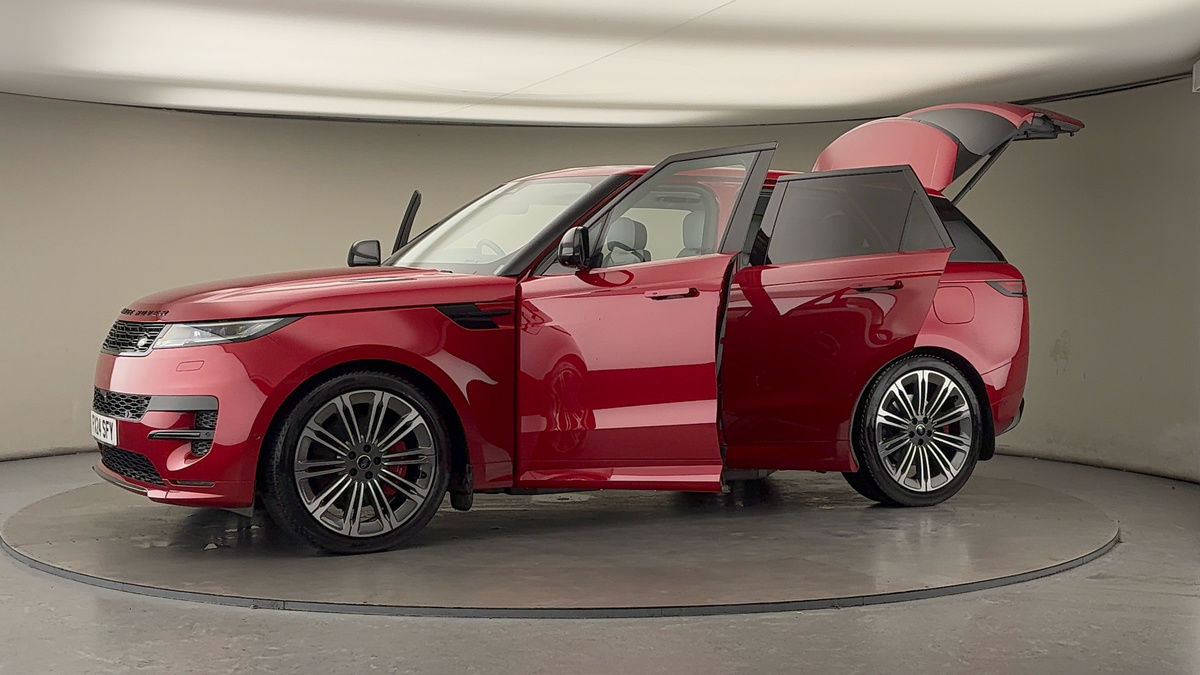 More views of Land Rover Range Rover Sport