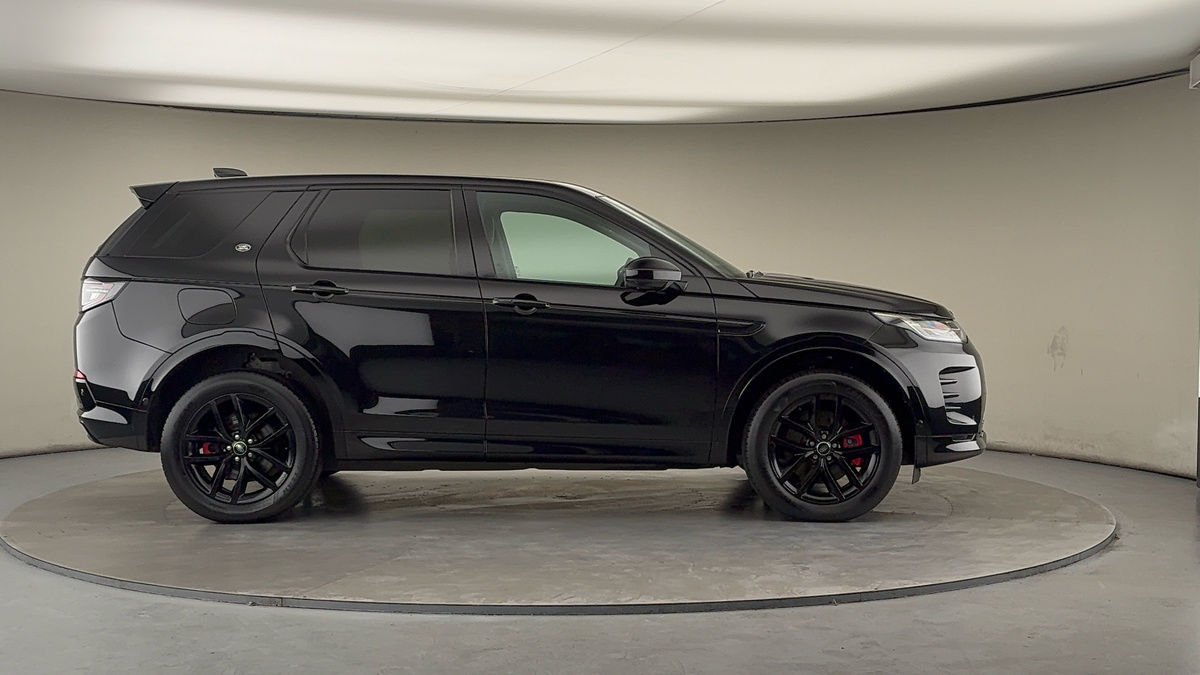 Land Rover Discovery Sport Image 16