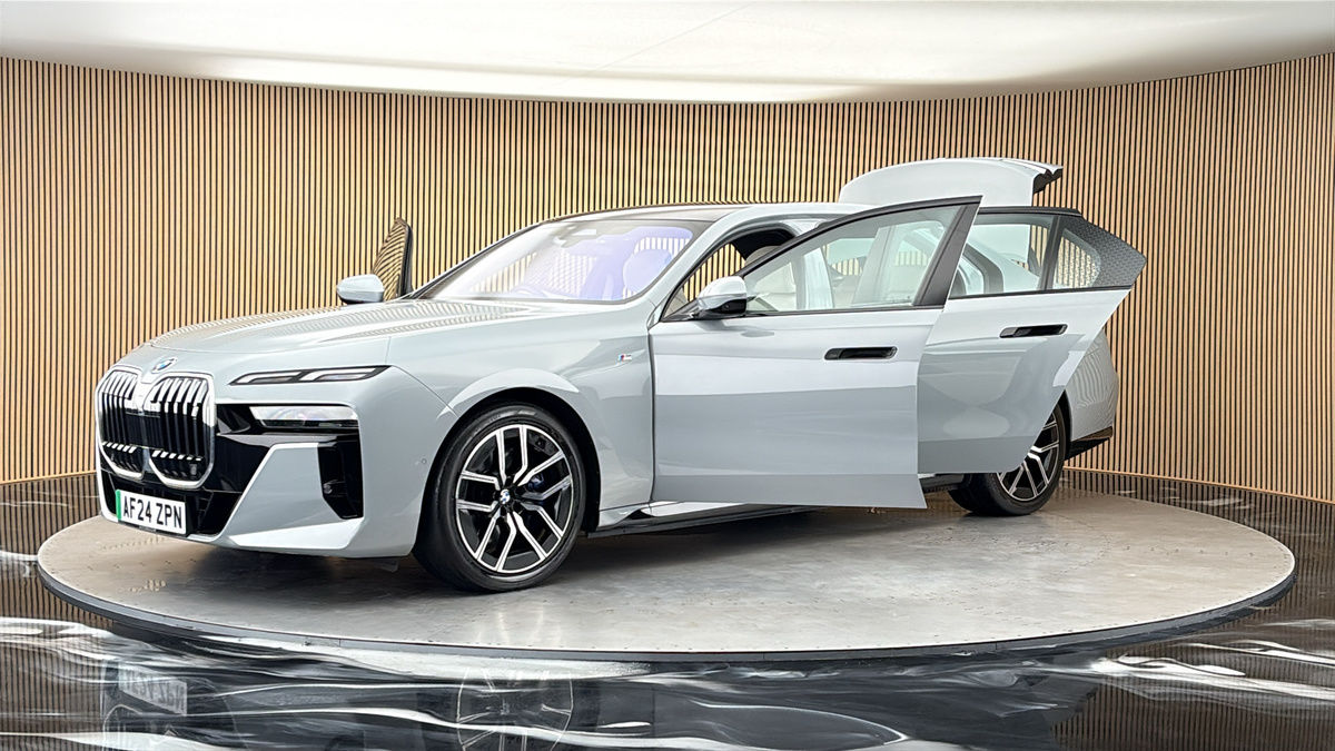 BMW i7 Image 22