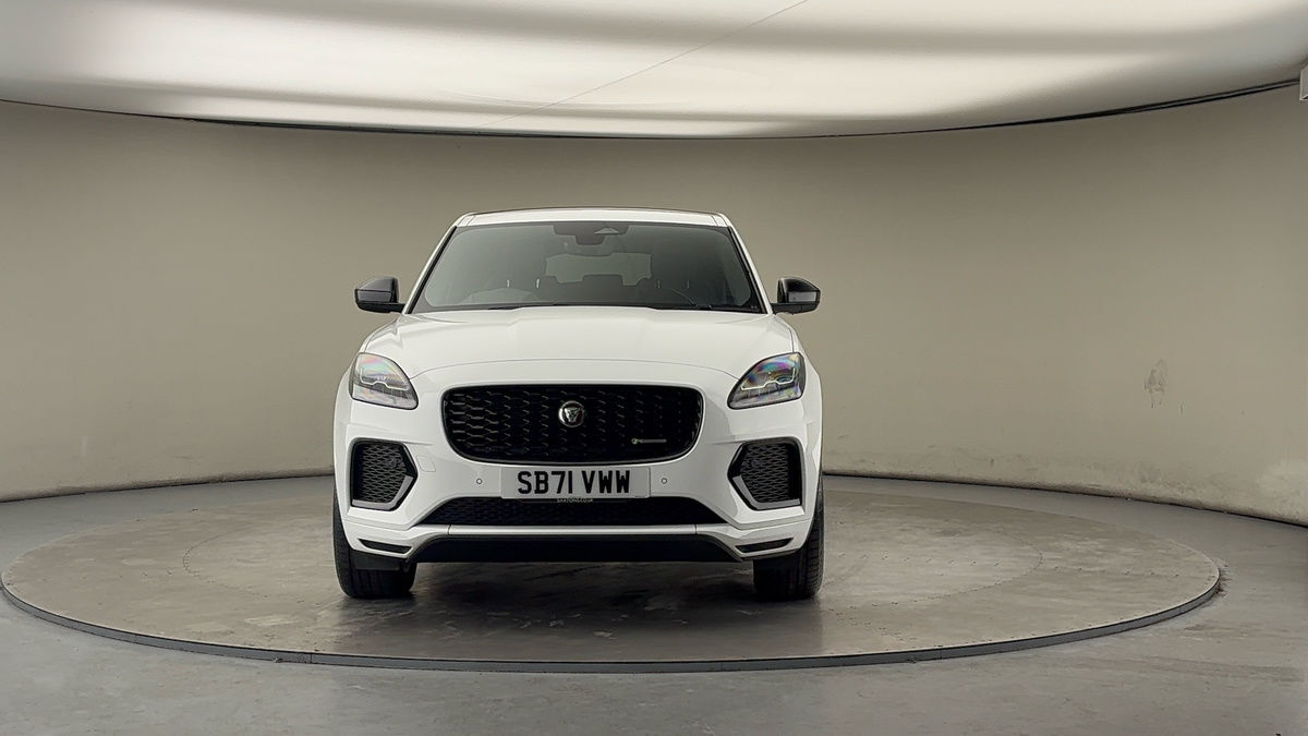 Jaguar E-PACE Image 3
