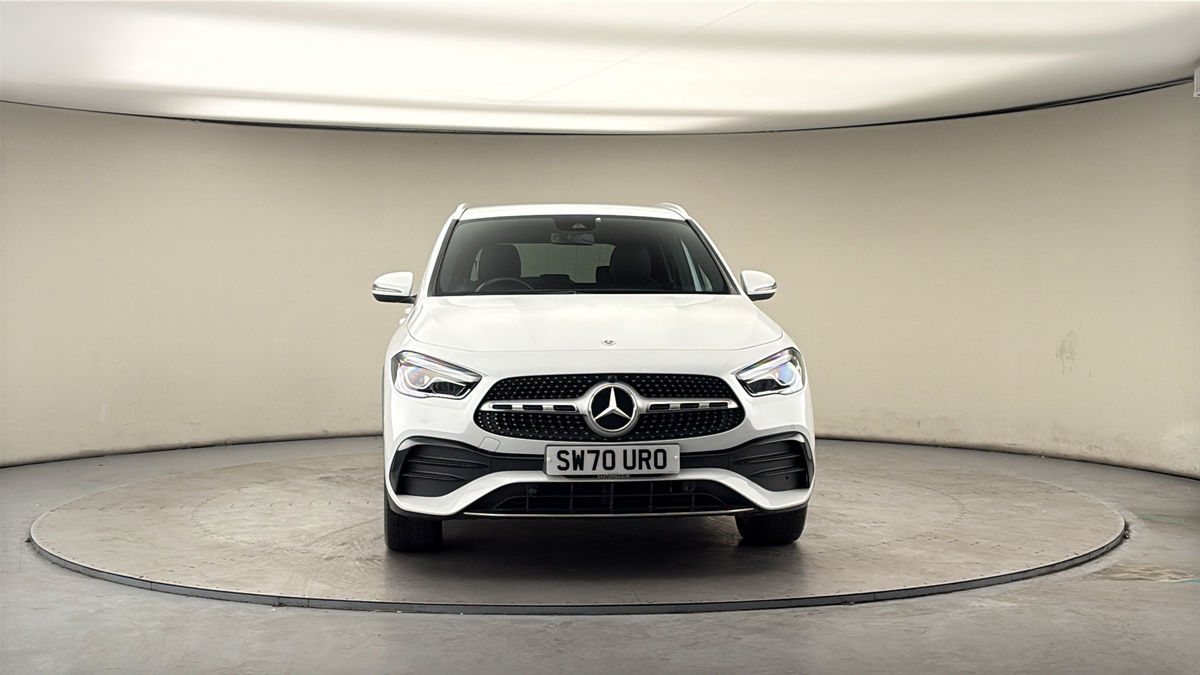 More views of Mercedes-Benz GLA