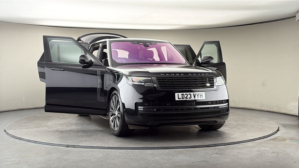 More views of Land Rover Range Rover