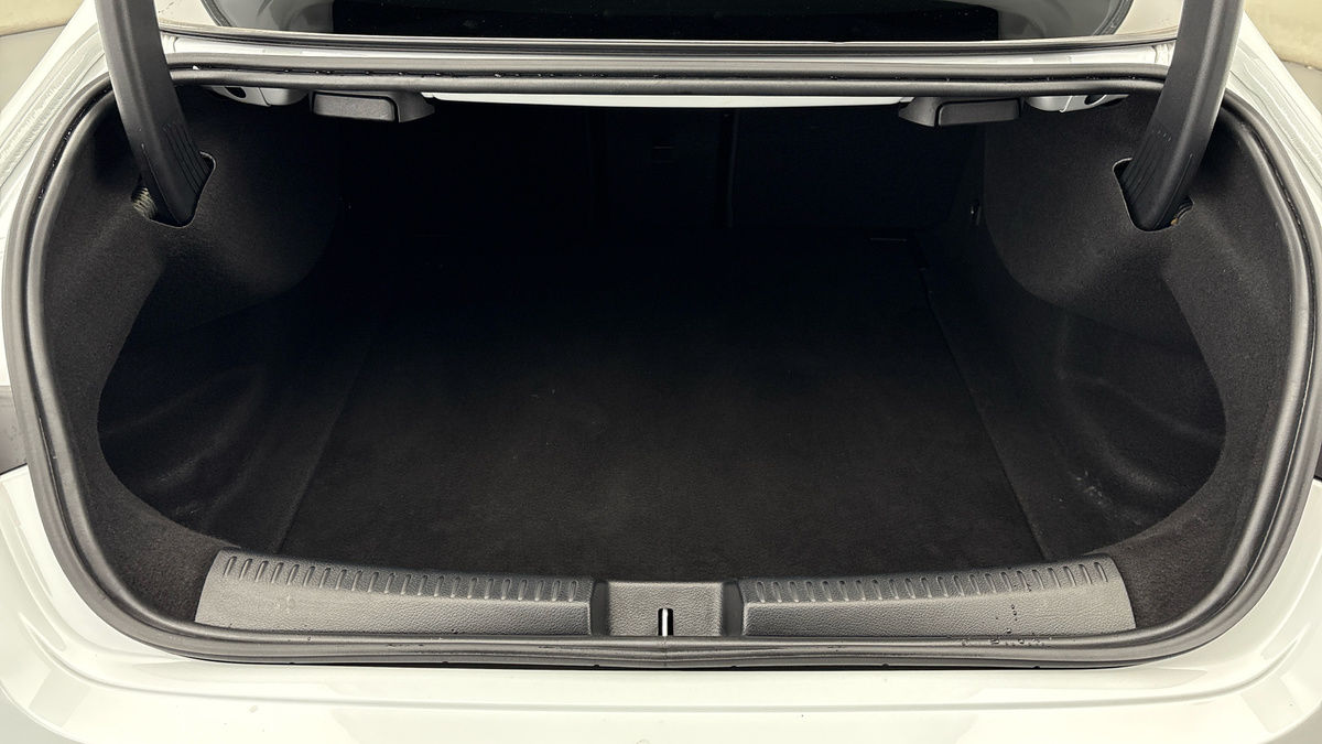 Mercedes-Benz CLA Image 11