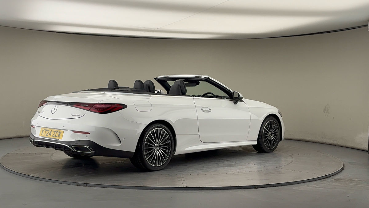 Mercedes-Benz CLE Image 21